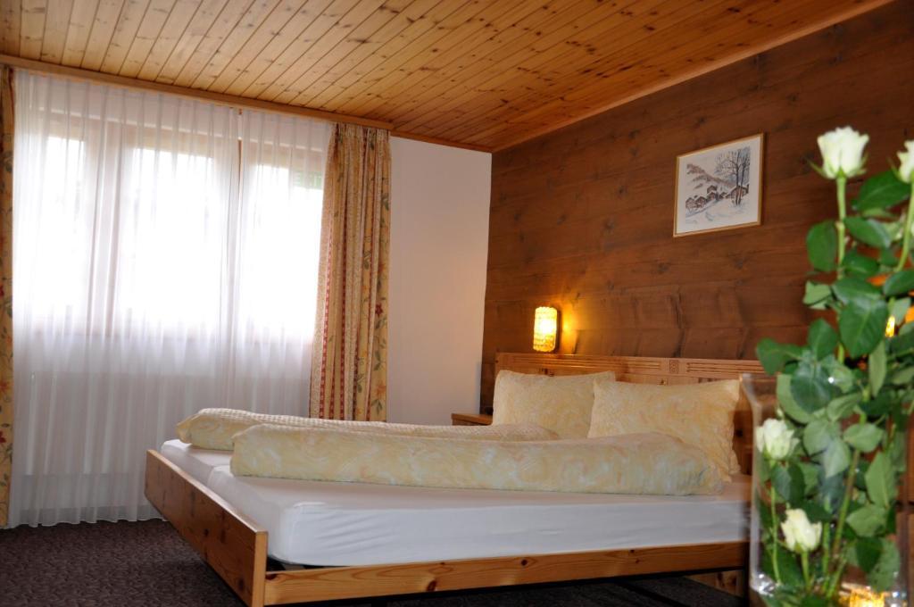 Hotel Tenne Reckingen Kamer foto